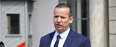 Toroczkai László kitálalt, ezért nevezte bohócnak Magyar Pétert