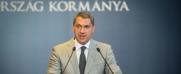 "Büntetést kiszabni" - Forsthoffer Ágnes beégette Lázár Jánost, felháborodtak az emberek