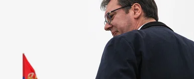 Vučić lemondása taktikai lépés lehet, nem menekülés