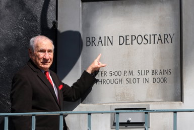 Mel Brooks 100 éves, Hollywood egyik élő legendája