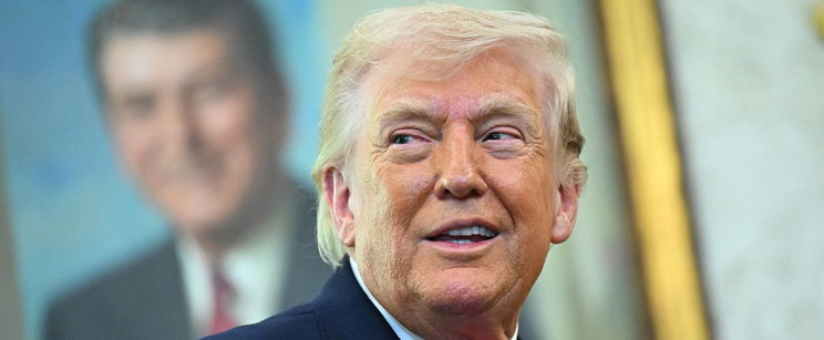 Belekukkantottak Donald Trump pénztárcájába – ennyi üti a markát az amerikai elnöknek