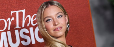 Áttetsző fehérneműben villantott Sydney Sweeney, szinte mindenét látni lehet