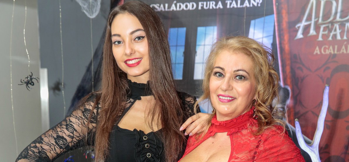 Félreáll a lélegzet: Kiszel Tünde lánya apró bikiniben mutatta meg tökéletes alakját a horvát tengerparton!