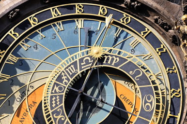Napi horoszkóp – július 27.: ettől lesz különösen nehéz ez a hétfő több szerelmespárnak