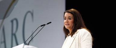 Belestünk Novák Katalin dolgozójába: Lannert Judit luxushotelhez hasonlító fürdőt talált, de könyvespolcot nem