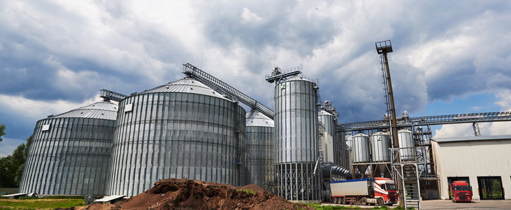 Közel 32 ezer tonna termény hiányzik a Kósa Lajoshoz kötődő agrárügyben – sikkasztás ügyében indult eljárás