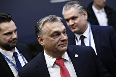 Orbán túra a Balkán körül: a Fidesz feje most Rogán Antallal és Schmidt Máriával nyaral Horvátországban