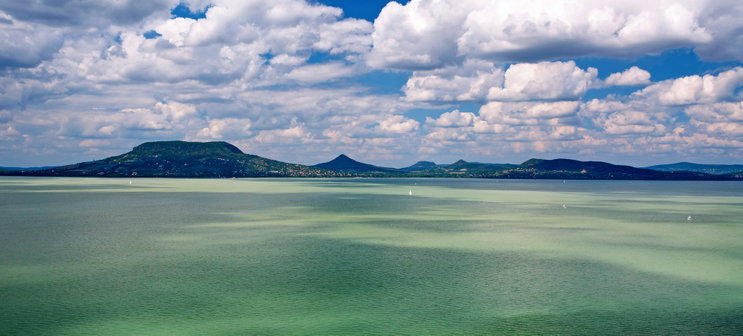 „Drága a Balaton és még víz sincs benne, inkább megyek a Horvátokhoz” – vége a balatoni turizmus aranykorának?