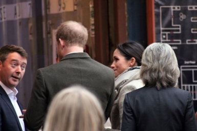 Harry herceg hosszú évekre Angliában maradna, Meghan tervei veszélybe kerültek