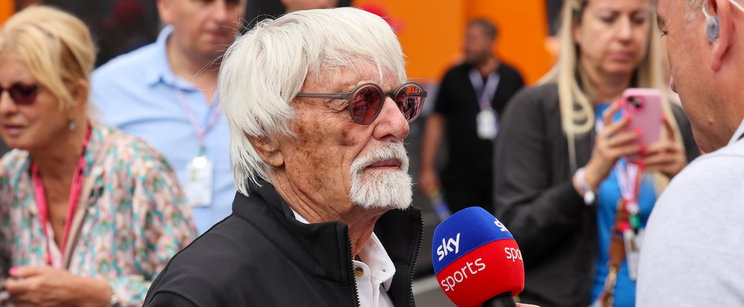 Furcsa dologra lettek figyelmesek a vámosok: letartóztatták a repülőtéren az F1 korábbi vezérét