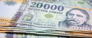 Mégsem lehet teljes az idősek öröme? 120 ezer forint lesz a minimálnyugdíj, de van egy kis bökkenő