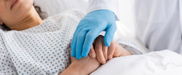 Megszakad a szív, 10 óra különbséggel halt meg rákban egy édesanya és a lánya