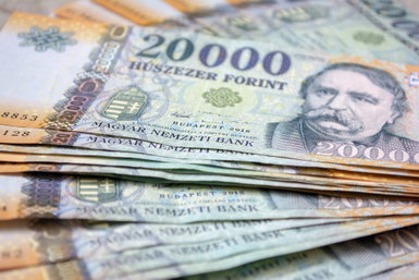 Fontos hír érkezett az októberi nyugdíjakról: eddig kell várni a pénzre a szeptemberi korai utalás után