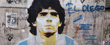 Saját orvosa ölte meg Maradonát? 6 év után derülhet ki az igazság a legendás labdarúgó haláláról
