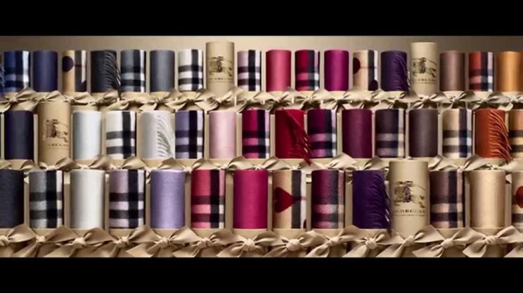 Scarf Bar a Burberry-nél