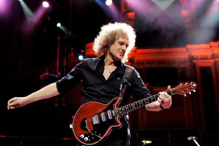 30 év után Budapesten lép fel Brian May