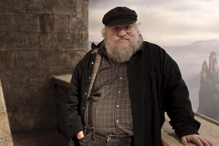 Új George R.R. Martin sorozatot kapunk