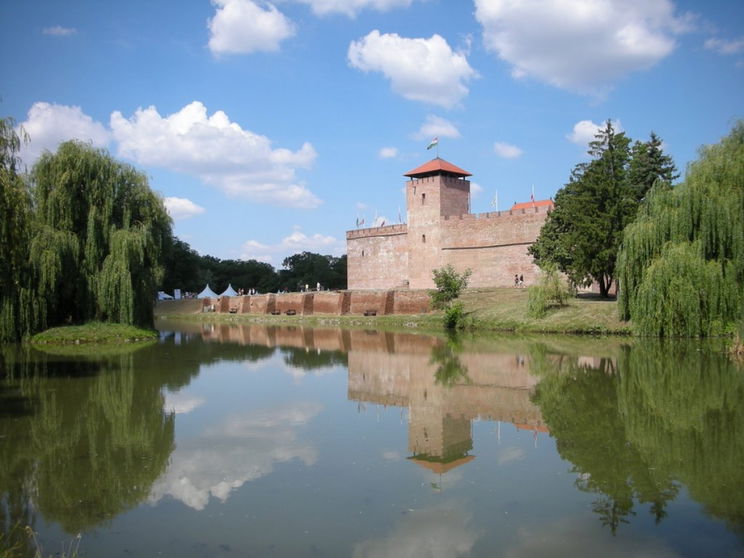 Hová megy a magyar a hosszú hétvégén?