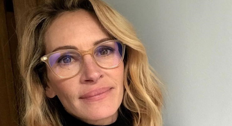 „Julia Roberts lyukai évről-évre jobbak” – írja egy New York-i lap