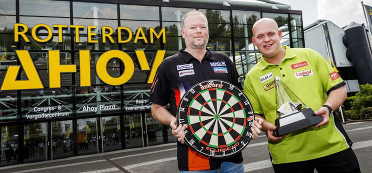 Egy éjszaka alatt meggondolta magát Raymond van Barneveld