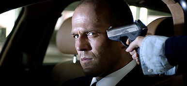 Jason Statham egy rúgással lecsavarja a kupakot, de hogy! – videó 