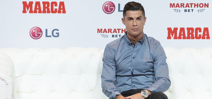 A rendőrség lerohanta a Juve sörmeccsét szervező cég irodáját