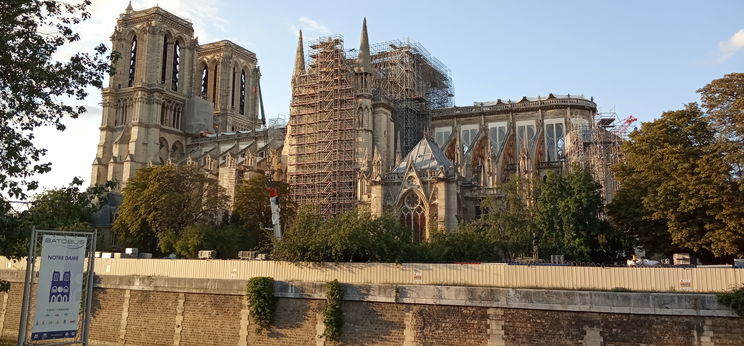 Elmentünk a leégett Notre Dame-hoz – galéria