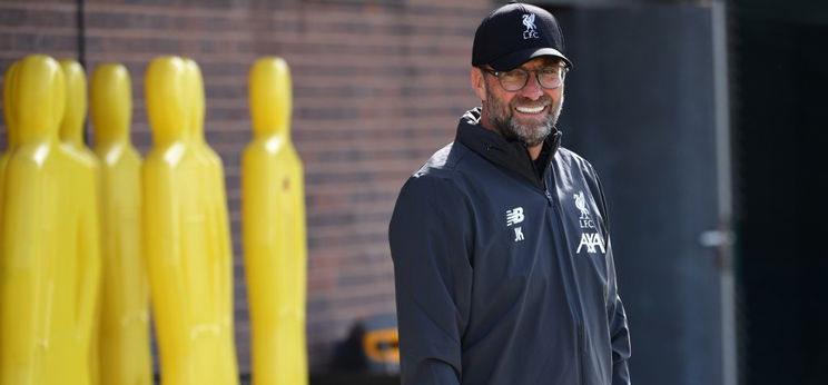 „A cél, hogy a csapatom jól nézzen ki” – ezért nem hord öltönyt Klopp meccsnapon