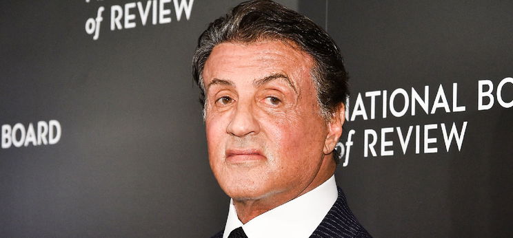 Stallone aláírt egy szuperhősfilmre