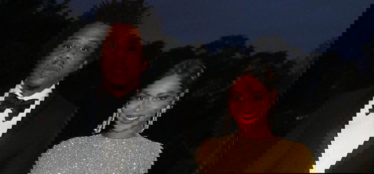 Beyoncé melltartó nélküli fotósorozatot vállalt be