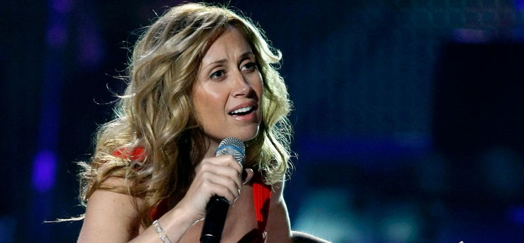 Lara Fabian mégsem koncertezik nálunk novemberben