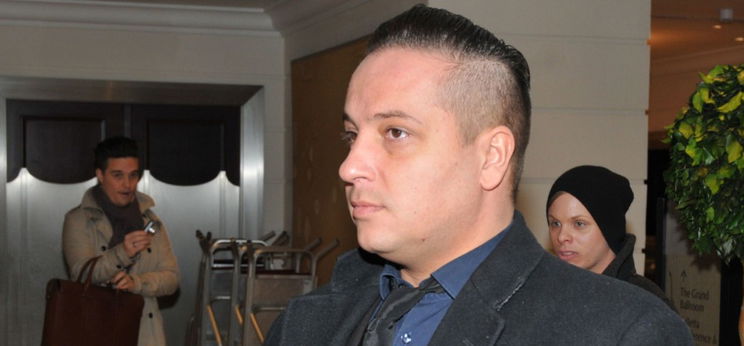 Nem tudta visszatartani könnyeit, dalt ír meghalt kisfia emlékére L.L. Junior