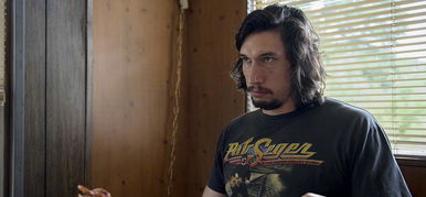 Adam Driver nem bírja végignézni a saját filmjeit