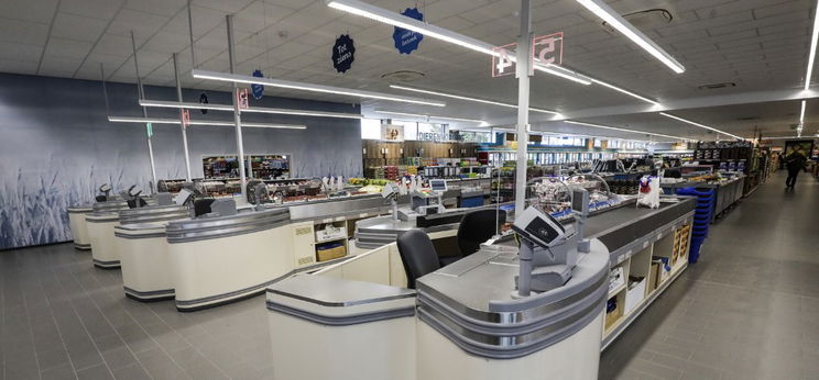 Miért ilyen eszeveszett gyorsak az Aldi pénztárosai? – videó