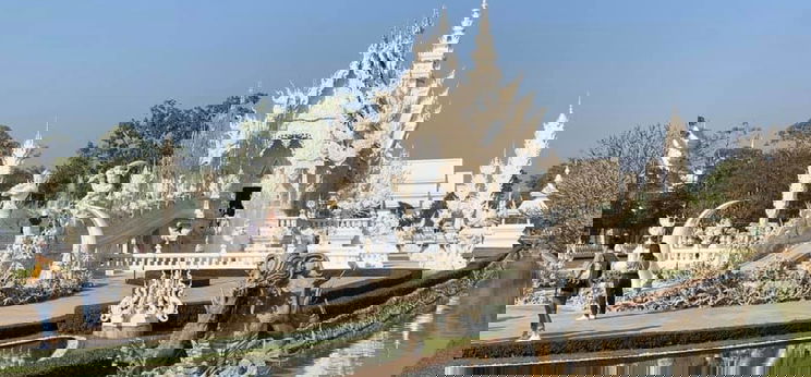 Zsolt utazása a Fehér és Kék templomhoz, valamint a thaiföldi hegyi népekhez – galéria