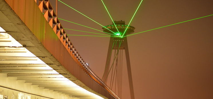 Szédületes építmény: a pozsonyi UFO-torony minden turista kedvence