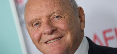 Anthony Hopkins 82 évesen is zseniális – videó