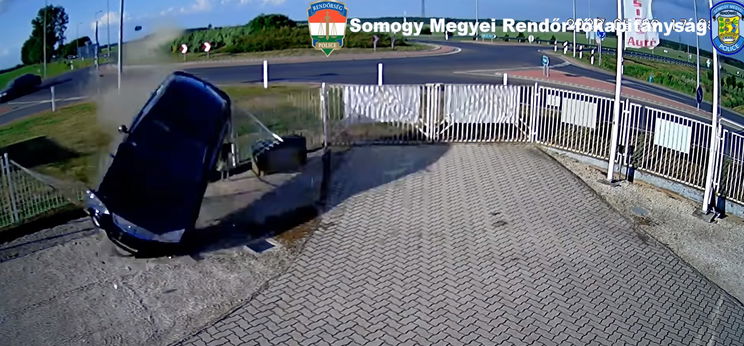 Somogy megyében is elszállt egy részeg a körforgalomnál – videó