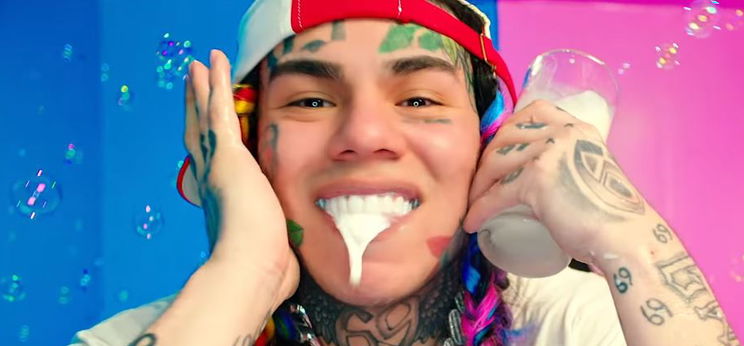 Megint botrányos klipet készített Tekashi 6ix9ine – videó