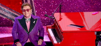 Hatalmas megtiszteltetés érte Elton John-t