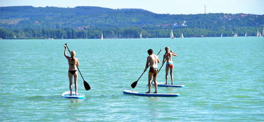 Ki mondta először a Balatonra, hogy ez a magyar tenger?