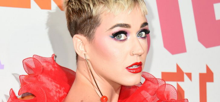 Katy Perry olyan terhestáncot lejtett, hogy majdnem megindult a szülés – videó