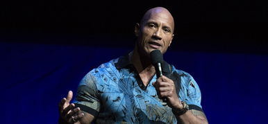 Dwayne Johnson elárulta, hogy melyik elnökjelöltet támogatja – nem kellett volna