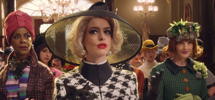Anne Hathaway elnézést kért legújabb filmje miatt