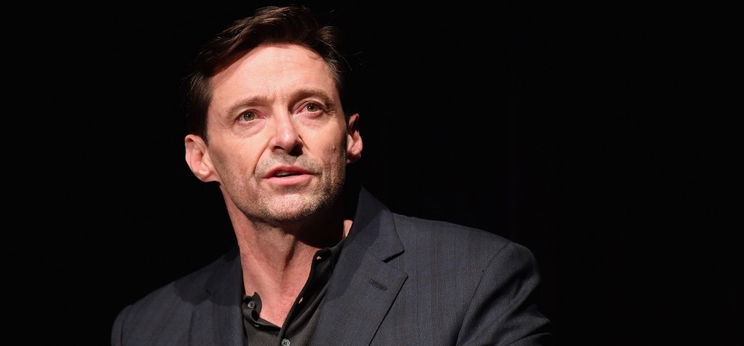 Hugh Jackman megpróbálkozott a kenyérsütéssel, de szörnyű vége lett – videó