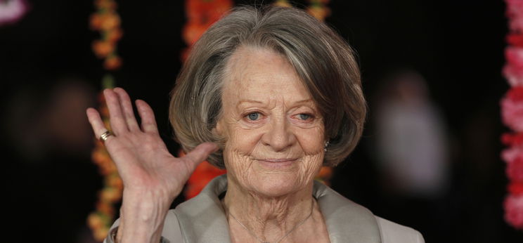 Népszerű színdarabot filmesítenek meg Maggie Smith-szel