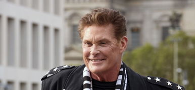 Senki sem hitte volna, de David Hasselhoff metál dala tényleg jó!