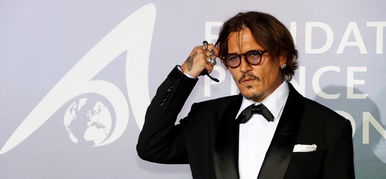 Johnny Depp szembenézett Freddy Kruegerrel, majd ő maga is azzá vált