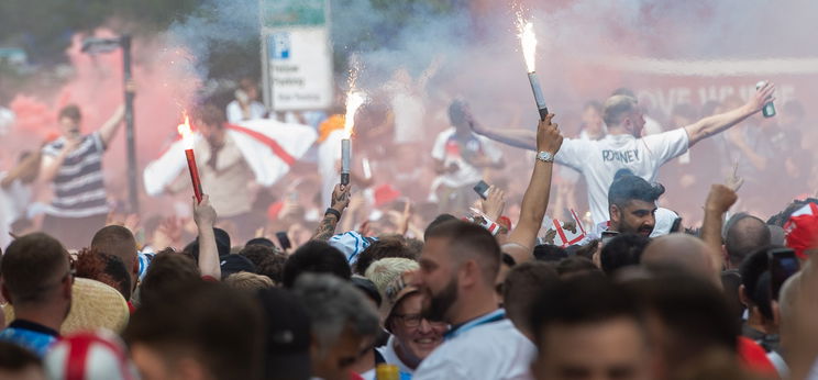 Eb-döntő félidőben: vezetnek az angolok, tombol a Wembley Stadion!