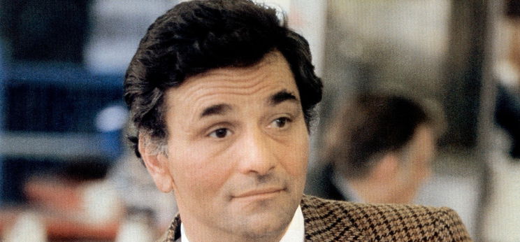 Nem Peter Falk volt az első Columbo, így nézett ki a színész, aki először eljátszotta a nyomozó szerepét - videó